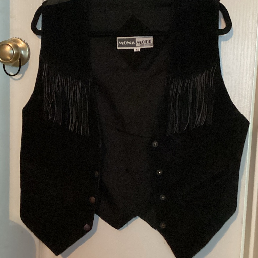 Mona Mode Black Women's Vest